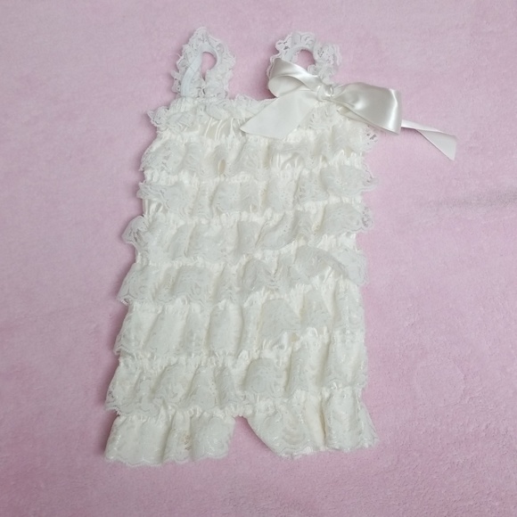 Lace Baby Rompers (lot of) - Picture 3 of 4